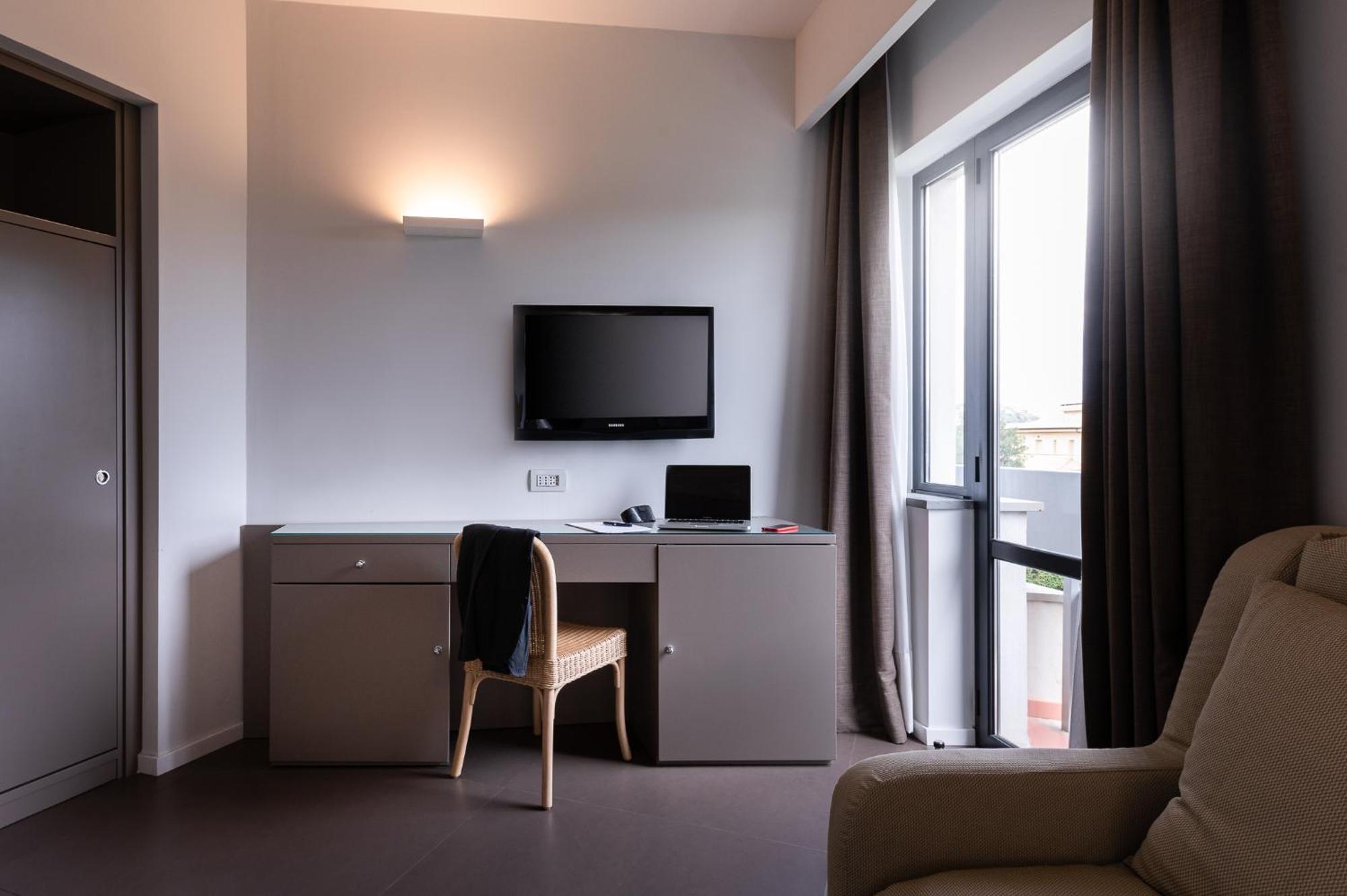 Rada Siri Hotel Montepaone Exterior photo