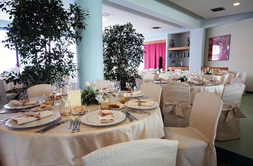 Rada Siri Hotel Montepaone Exterior photo
